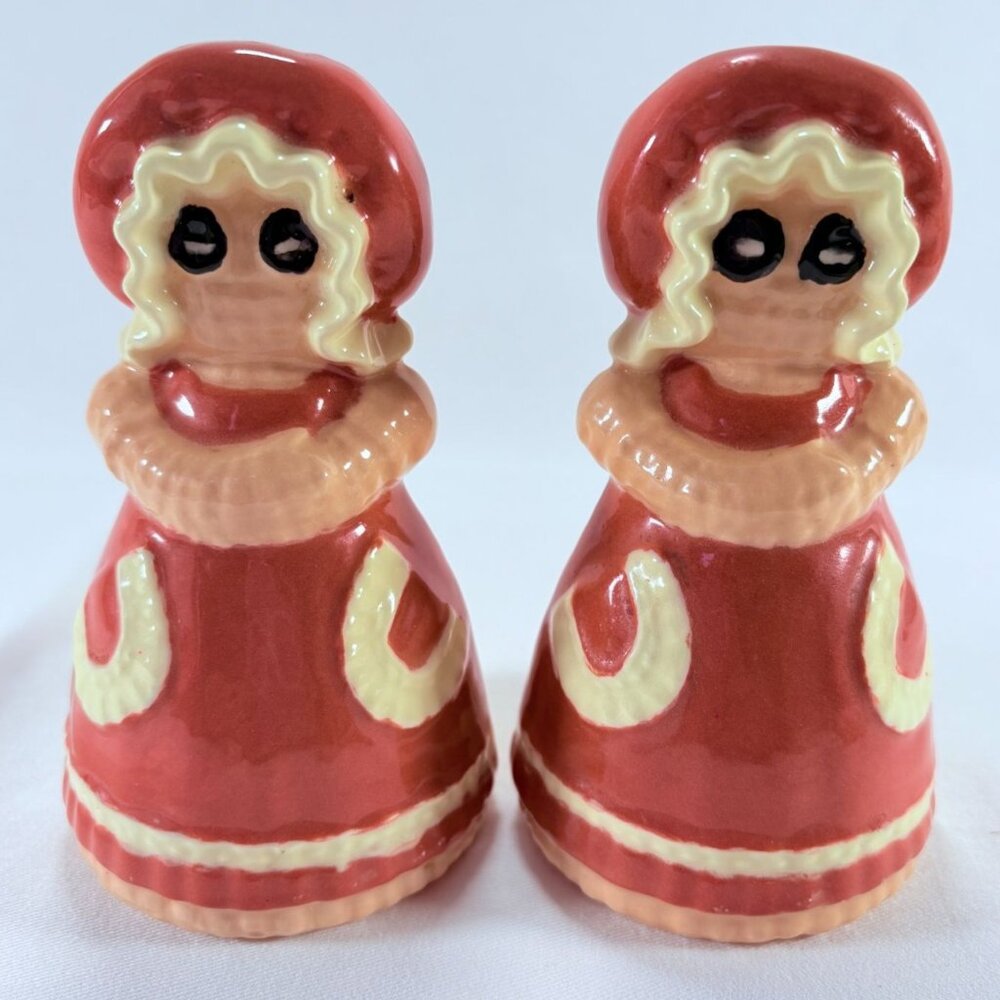 Vintage 1970s‎ Ceramic Burlap Rag Doll Salt & Pepper Shaker Set